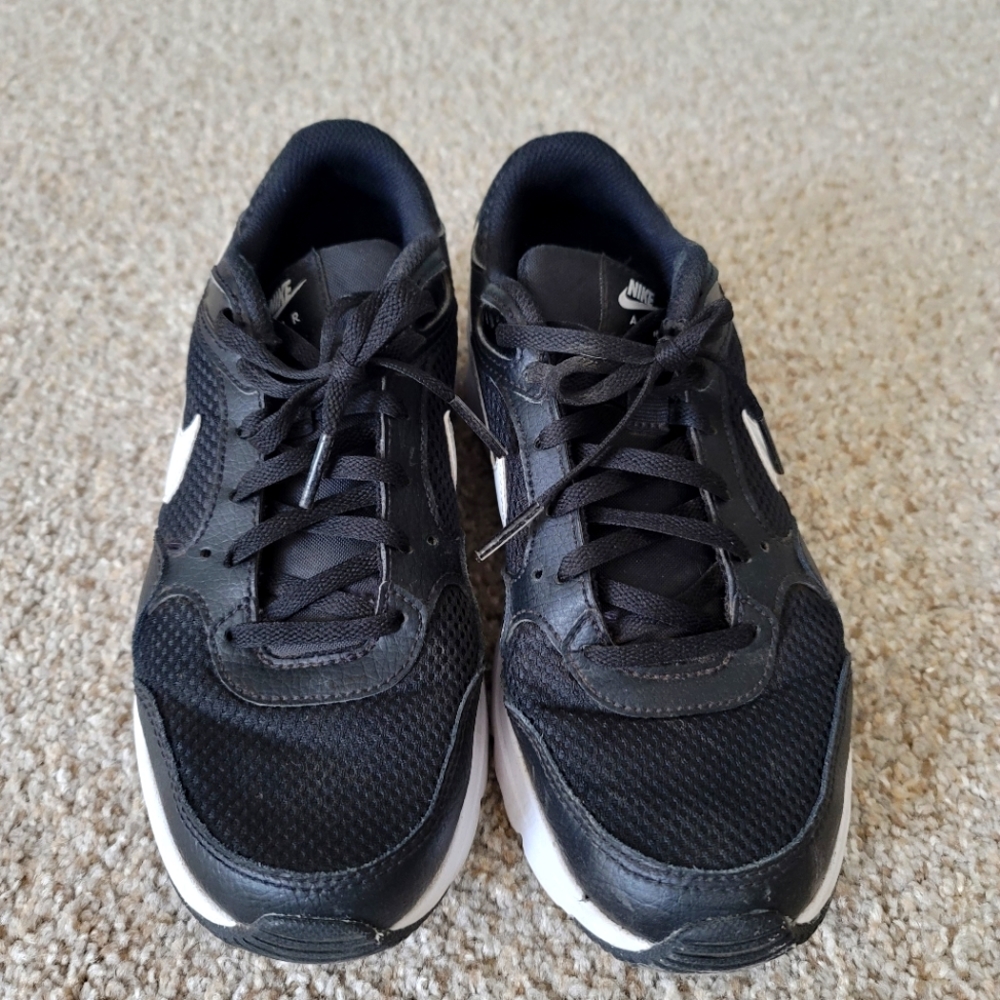 Nike Air shoes size 7